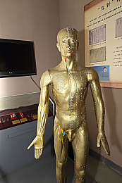 亭亭玉立国色天香六月：霓裳飞车评测，古风竞速中的视觉盛宴与驾驶艺术-2