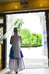 双人打扑克又痛又叫的那一：在绝境抽牌中嘶吼的智慧博弈，于生命与卡牌共鸣的瞬间-2