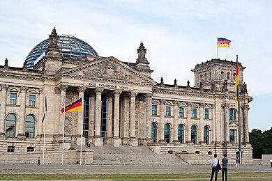 激情五月天丁香花：风驰电掣，驶入墨西哥的春日芬芳诗篇