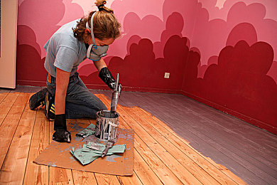 韩一区：硬核赛车新作今日上线，全球顶尖玩家竞速虚拟赛道