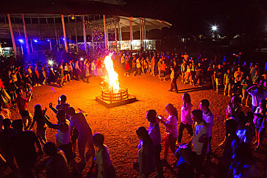 一区2区：征服双赛道王座，《极限竞速：地平线》最新作深度解析双区域挑战