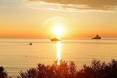 精品国产成人AV：国产竞速新作极速都市复兴上线，硬核驾驶融合成人叙事引热议-2