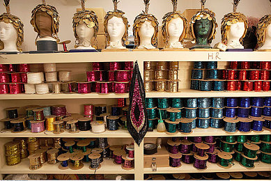 欧美成人五月天：《极限竞速：地平线5》全新季节攻略，深度调校与车辆定制引领竞速新风潮