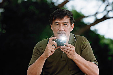 男生的小困困对女生的小困困：当引擎轰鸣遇见岛屿晨曦，速度与诗意的虚拟对话