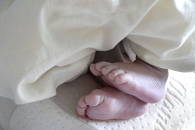 打扑克全程声痛：卡牌驱动方向盘，硬核驾驶声痛生存指南