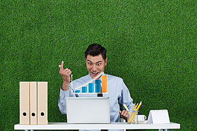 蜜挑AV：极速狂飙中体验甜蜜挑战，竞速冒险与恋爱模拟巧妙融合