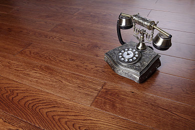 动漫18+:极速幻境霓虹纪元,硬核改装与赛博竞速的视觉盛宴-3