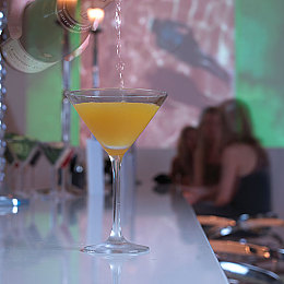 aqdy先锋最新款社保片：极速狂飙，社保积分重塑未来竞速新纪元