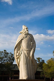 男男大学生同性恋：双人驾驶之旅今日上线，校园赛车与情感羁绊创新融合