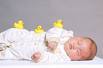 404黄色软件旧版：经典赛车游戏《街头狂飙：黄色闪电》重现江湖，玩家重温2008年街头狂飙岁月