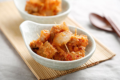 国产av成人影视：极速心跳，都市回响，情感引擎与钢铁轨迹的交织诗篇