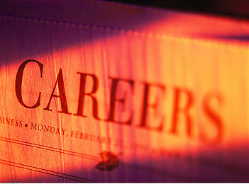 亚洲狼人干：谎言战场，进攻即是最好的防守艺术