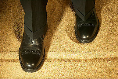 业余半老成熟自由性别是自由还是自：在夜之城定义自我，角色定制如何重塑游戏叙事