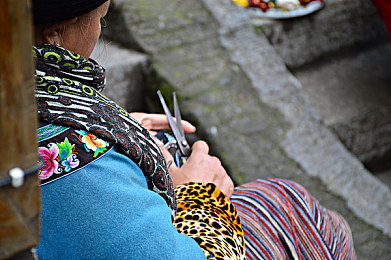 国产av巨制：极速纪元复兴之路，驾驶国产汽车梦驰骋虚拟赛道-2