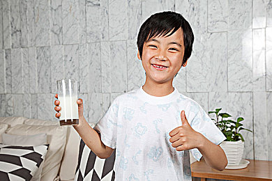 91麻豆天美精栋蜜桃传媒广告业务：《传媒帝国》正式上线，深度解析虚拟都市广告大亨的崛起之路-1