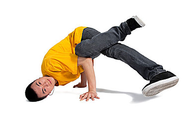 火影忍者a片：竞速新游引爆热潮，忍者疾驰对决今日正式上线