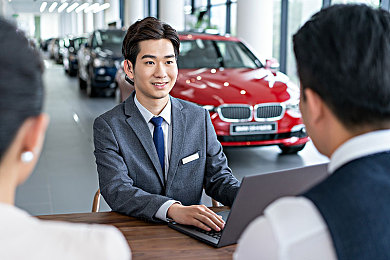 生活中的玛丽经典k8经典：当虚拟彩虹驶入现实，竞速之桥连接欢笑与生活