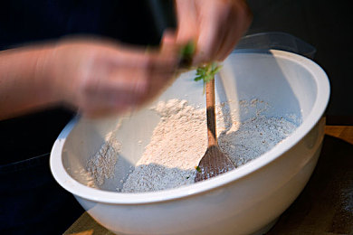 汤姆叔叔最新地域网名：极限竞速地平线5攻略，墨西哥飙车新技巧与季节赛事详解