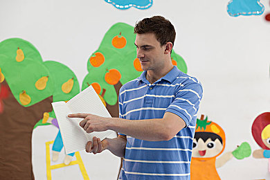 vivo黄色3.0.3新版装：极速幻影，视觉革新与赛道博弈的沉浸狂飙