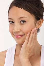 修修漫画在线阅读页面免费入口页面弹窗下拉式：当网页弹窗变身赛车配件，像素漫画风改装竞速游戏今日引爆创意狂潮