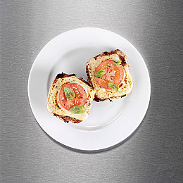 阿娇最惊艳10张图片：极速幻境中，传奇车手的十帧视觉记忆与赛道羁绊