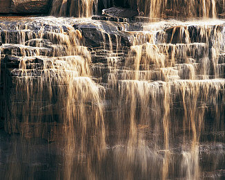 男同gays体育生：极限竞速地平线全新车队模式上线，团队竞技精神点燃虚拟赛道