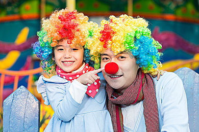 少妇按摩被摸高潮了：沉浸式触感改装，街头竞速新体验