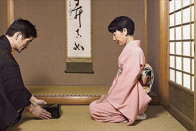 蜜桃：甜美疾驰，在墨西哥的绚烂中寻找反差魅力