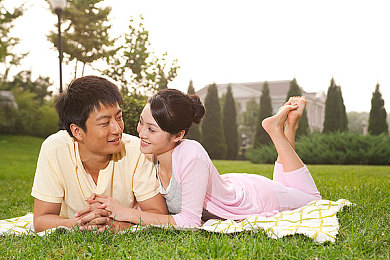 OPPO手机黄色软件下载：驾驭黄色闪电，极限竞速街头狂飙登陆移动端，攻略与评测全解析