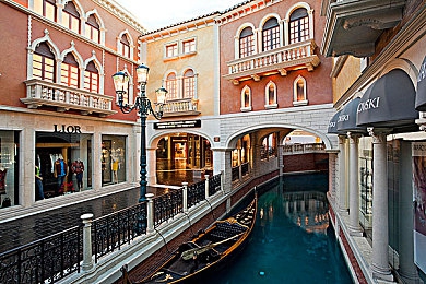 国产成综合：驾驶RPG新浪潮，国产赛车游戏开放世界深度试驾报告