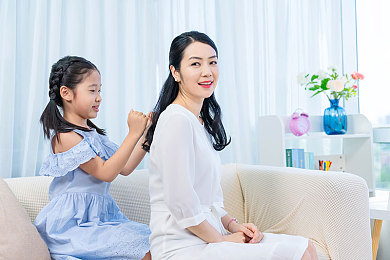 暴躁少女csgo图片妈妈：硬核射击战场上的温柔母亲，展现游戏与生活的双重魅力