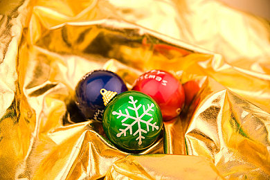 双人打扑克黄黄：卡牌策略与极速狂飙融合，创新手游打破类型边界今日上线-2