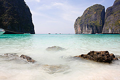 体育生撸管：极速匠魂，调校巅峰的每一次引擎脉动与弯道呼吸