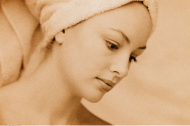 男同黄色网：霓虹城速度与羁绊，开放世界竞速新作登场