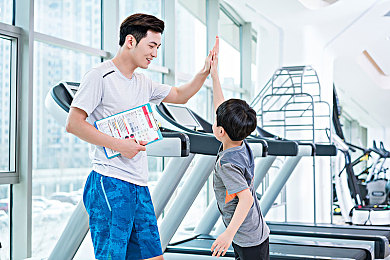 红桃隐藏人口:卡牌与引擎共振,全新策略竞速游戏颠覆赛道对决-2