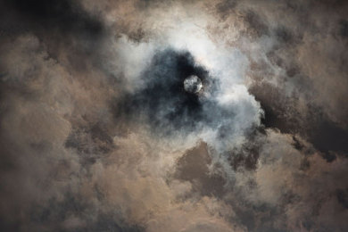 √天堂8：驾驭幻想赛道，体验真实与奇幻交织的竞速新纪元