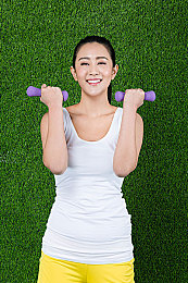 黄片十大禁用软件：《极速狂飙》官方严打作弊，十大违规行为将导致永久封禁