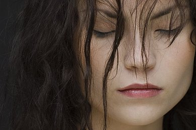 破解版黄色软件:霓虹狂飙稀有超跑遭非法解锁,玩家面临封禁风险与数据隐患-3