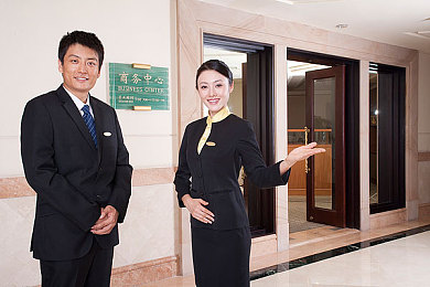 华为3.0.3免费版破解大全：揭秘极速纪元隐藏科技，解锁顶级车载智能系统攻略