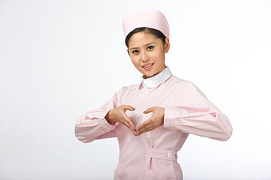 3.0.3免费OPPO版破解大全免费：极速都市新版上线，动态天气与夜赛引爆竞速热潮