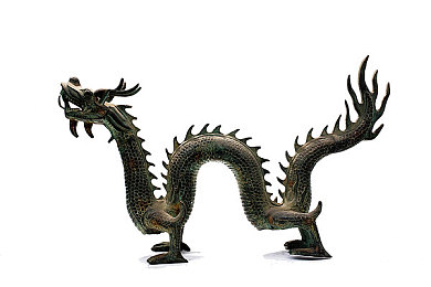 乳液狂飙：奇幻赛道激活美肤能量，极速对决焕新竞速体验