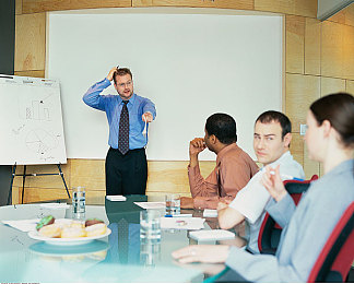 毛茸茸亚洲人：兽耳车手与霓虹都市的极速童话