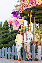 男生和女生一起拆拆拆很痛的真人:机械交响曲,油污与笑声交织的协作诗篇-2