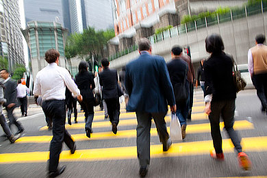 爱情岛论坛亚洲品质自拍网站：霓虹光影竞速，打造你的专属美学赛道