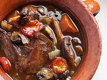 搞黄APP：街头赛车新作上线，真实改装系统与动态追捕引爆速度边界