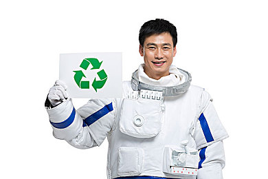 红桃38.47隐藏1:极速解码,卡牌赛道,隐秘坐标的竞速谜局-2