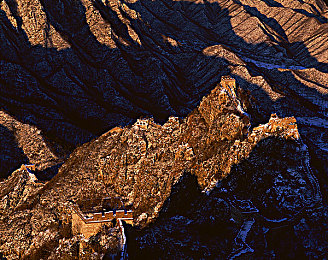 女人和公豬交内谢：废土狂飙深度解析，末日生存与载具改造的共生哲学