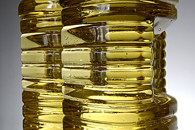 流氓软件入口：《极速骇客》新版本上线，赛博竞速暗藏数字危机，玩家面临虚拟勒索挑战-3