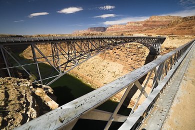 男人插曲女人视频app：极速直播，街头对决，竞速与社交的交融盛宴