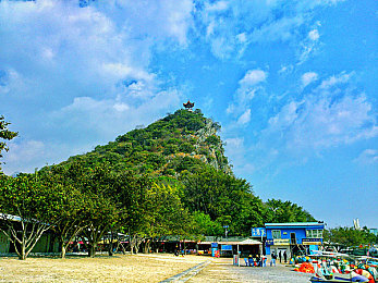 老师的丰满大乳奶理伦：极速狂飙，动态拟真驾驶的幽默物理世界-2